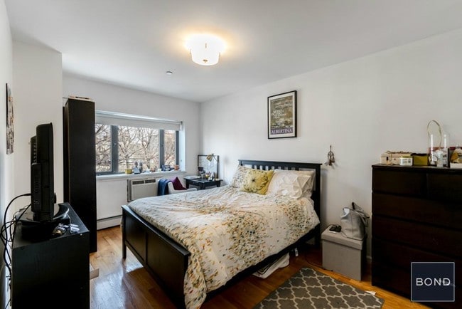 Building Photo - 529 W 147th St