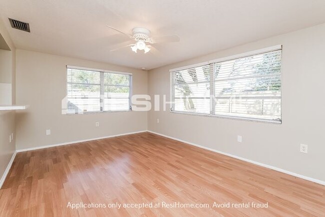Building Photo - 10836 Bridleton Rd