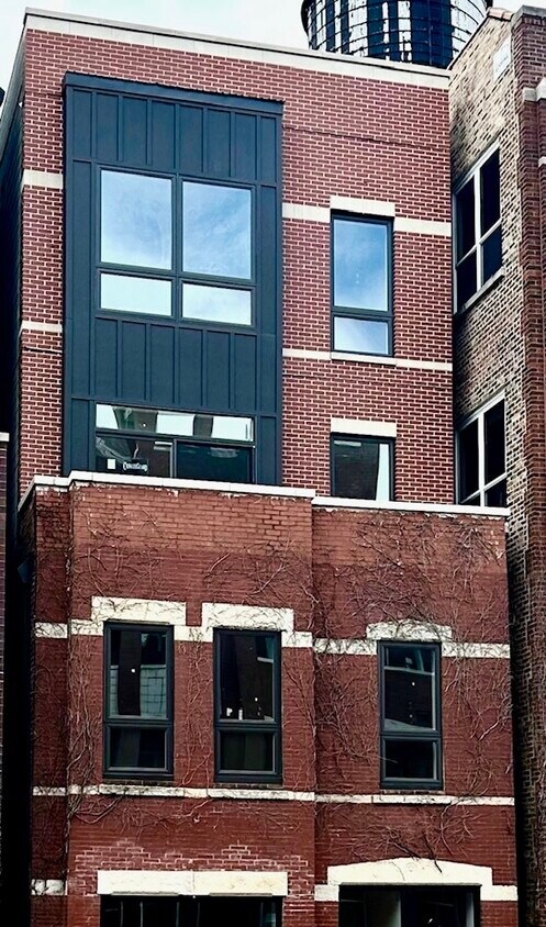 Primary Photo - 1723 W North Ave