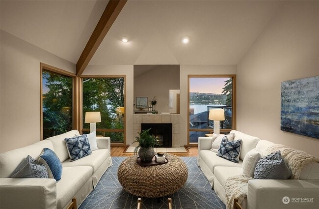 Building Photo - 4542 Ferncroft Rd