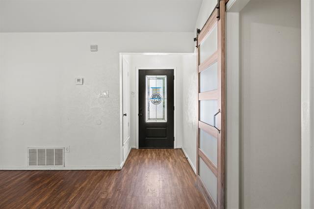 Building Photo - 1237 N Knowles Dr