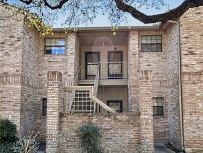 Building Photo - 12446 Starcrest Dr