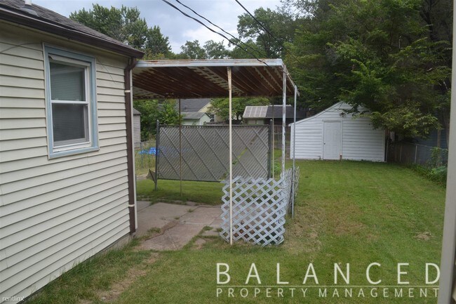 Foto del edificio - 2 br, 1 bath House - 2028 SW Lane St