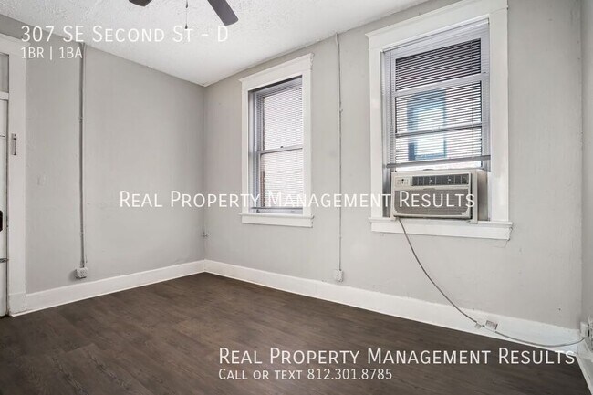 Foto del edificio - 307 SE 2nd St