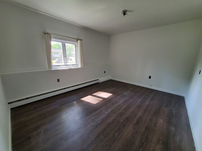 Building Photo - 1171 Patricia Ave