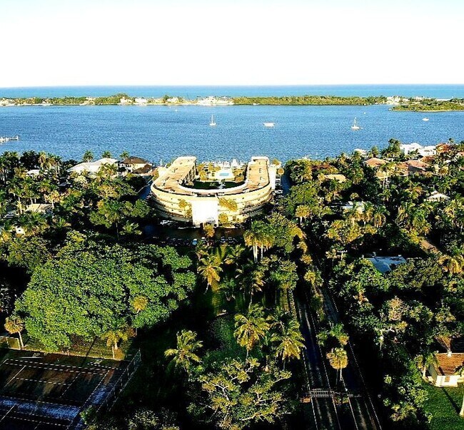 Foto del edificio - 2424 N Federal Hwy