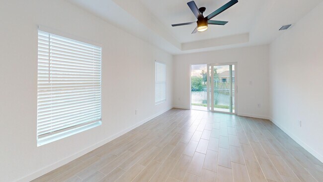 Foto del edificio - 2028 NE 6th Ave