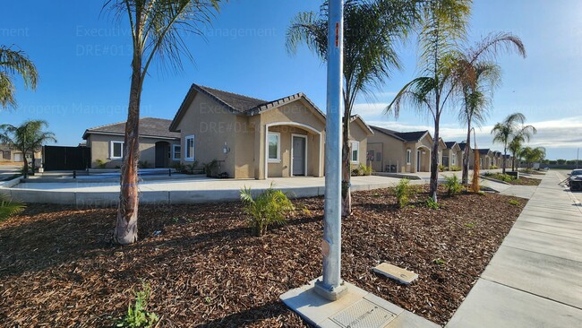 Building Photo - 8416 Frankie Lou St