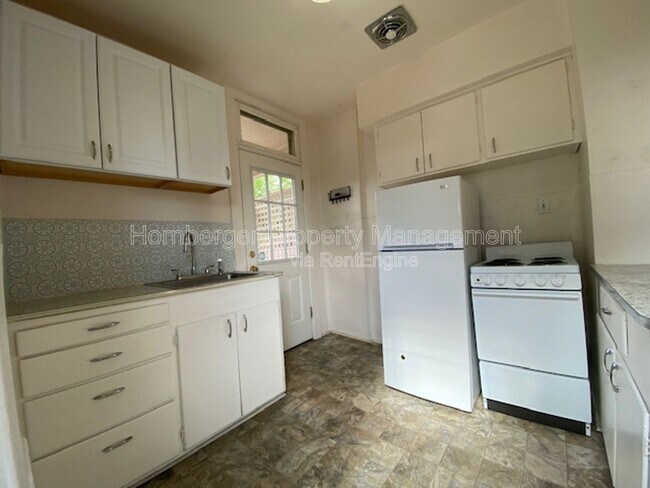 Foto del edificio - 1432 W Knox Ave