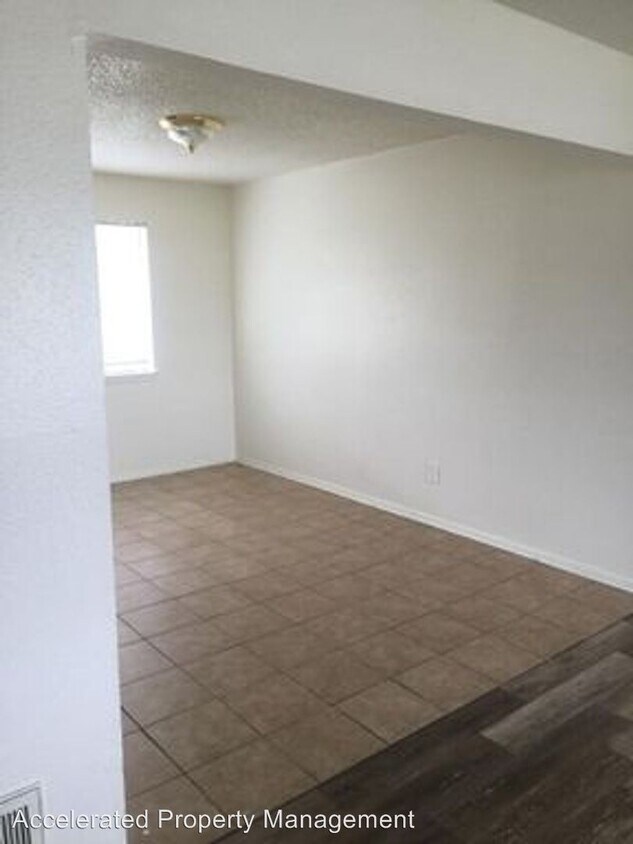 Building Photo - 6510 Mabelvale Cut Off