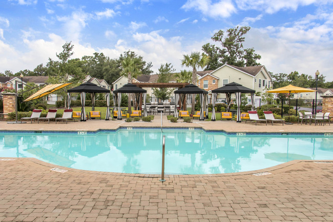 Foto del edificio - Fountains At Chatham Parkway