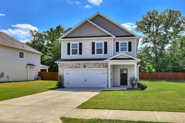 Foto del edificio - Welcome to John’s Landing in Martinez, GA, where refined design meets everyday convenience—and yo...
