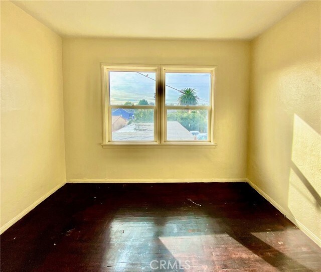 Building Photo - 3534 Beechwood Ave