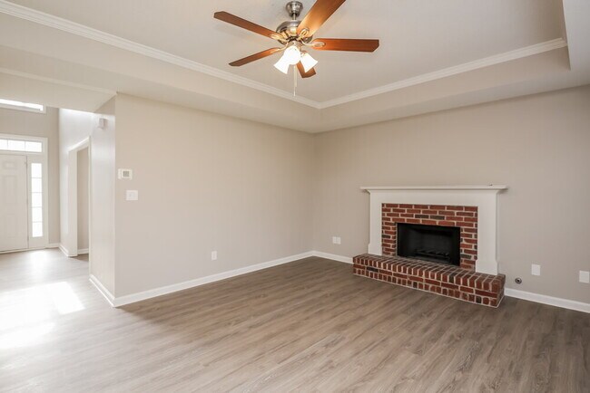 Building Photo - 802 Pinder Point Ct