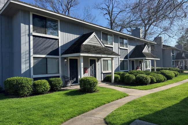 Building Photo - Oakview Place