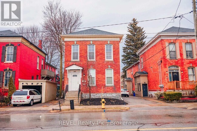 Photo du bâtiment - 166 James St