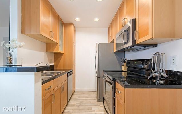 Building Photo - 1 br, 1 bath - 4657 Iowa St Apt 2