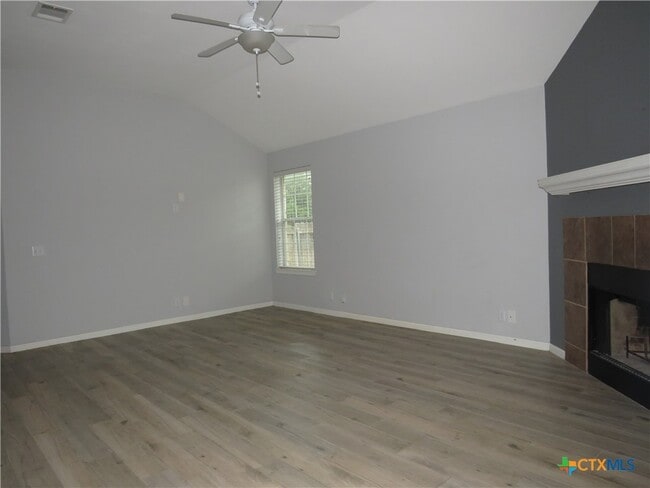 Foto del edificio - 18913 Leigh Ln