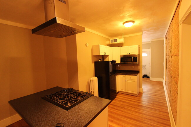 Building Photo - A rare find!!! Downtown GJ Gem All Utiliti...