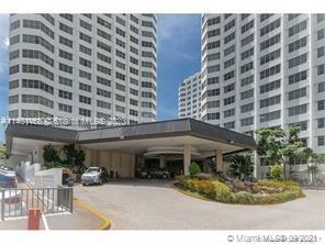 Foto principal - 905 Brickell Bay Dr