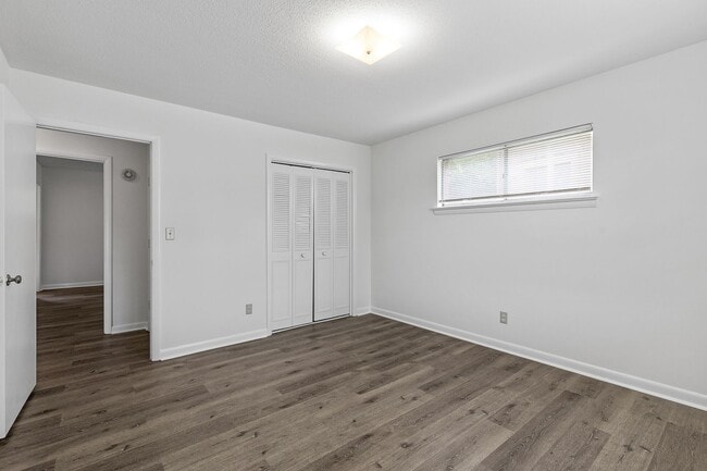 Photo - 3414-3416 Betty Ln Apartment