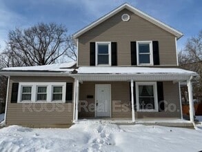 Building Photo - 38-42-42 E Xenia Ave