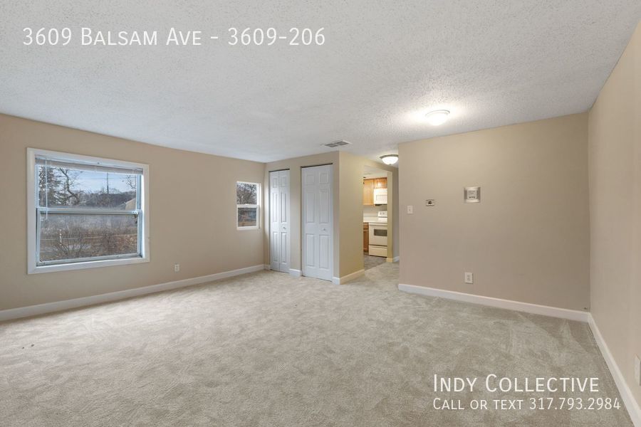 Primary Photo - Move In Special: $500 Off First Month!