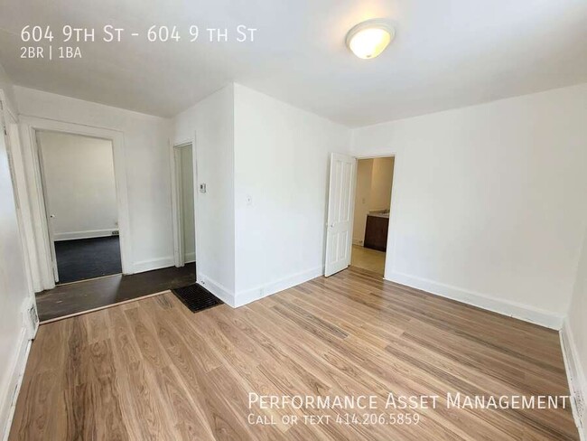 Foto del edificio - 604 9th St
