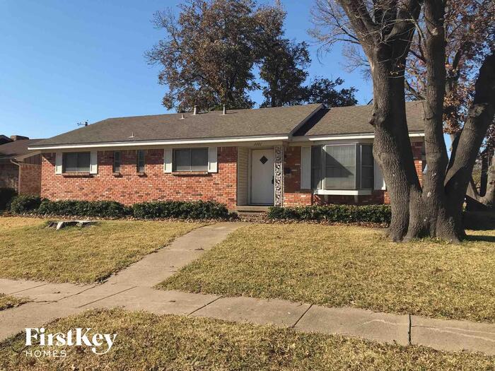 4301 Augusta Dr, Garland, TX 75041 House for Rent in Garland, TX