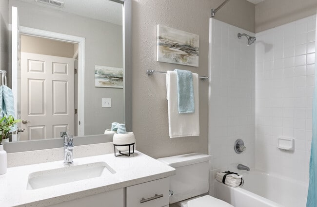 Building Photo - Arium Lenox Park