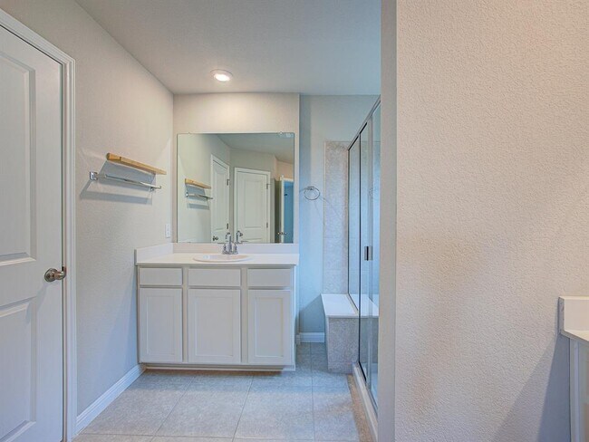 Building Photo - 14108 Kira Ln