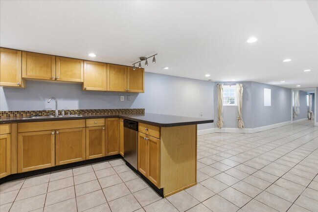 Foto del edificio - 2117 N Humboldt Blvd