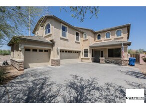 Building Photo - 2569 E Quiet Hollow Ln
