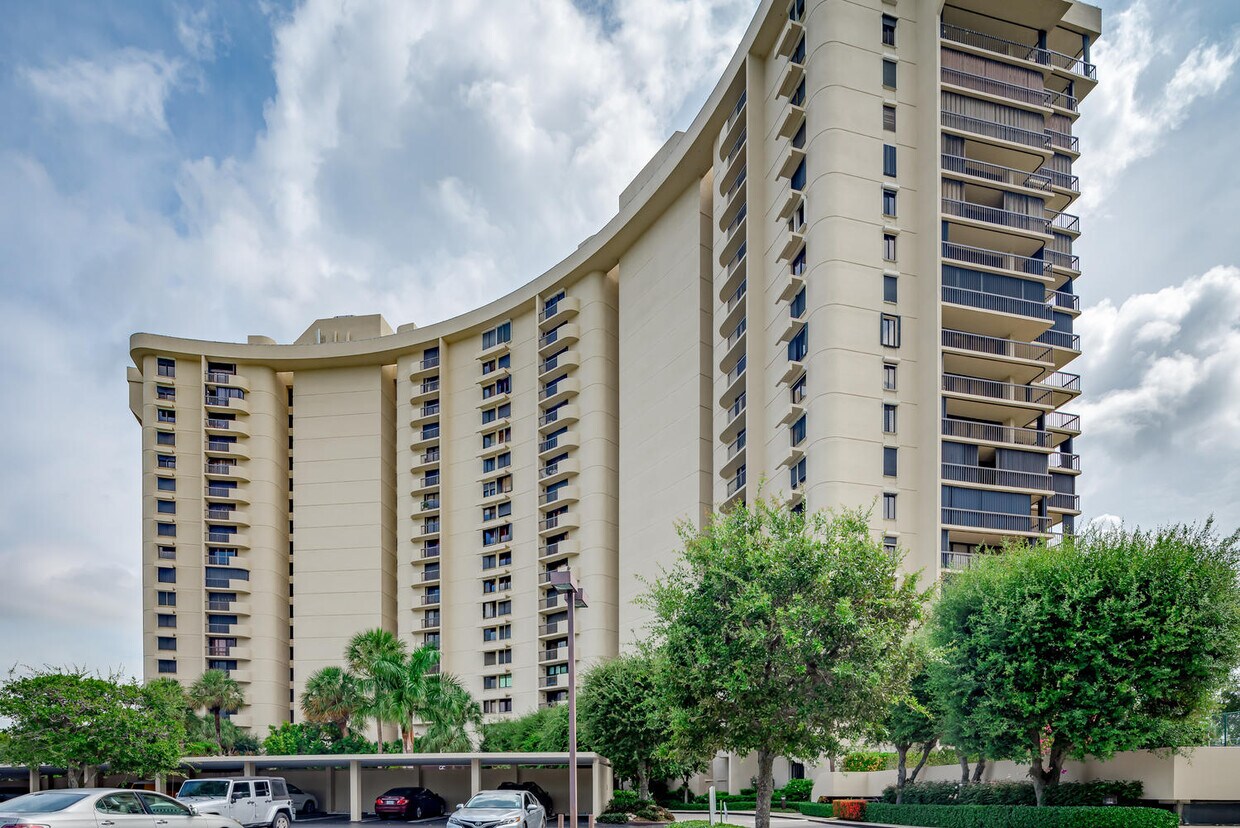 Foto principal - 2450 Presidential Way
