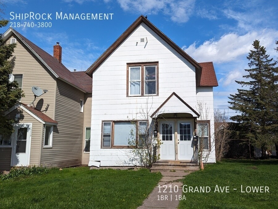 1210 Grand Ave Unit Lower, Superior, WI 54880 Room for Rent in Superior, WI
