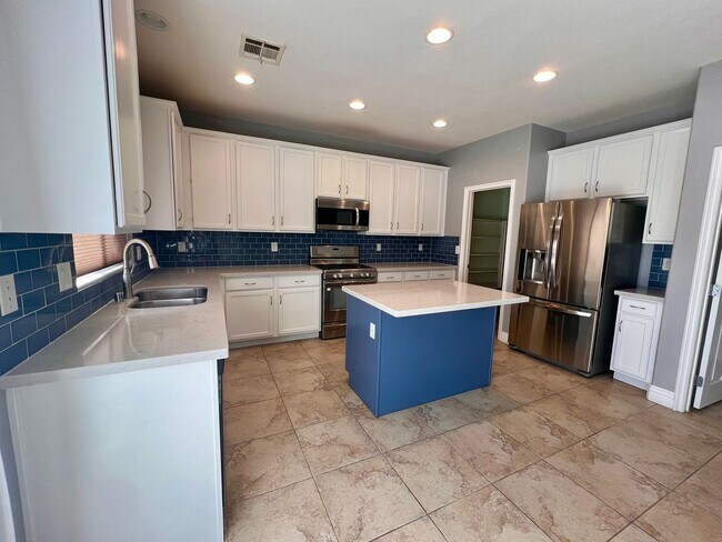 Foto del edificio - Gated Community / Providence Community / 4...
