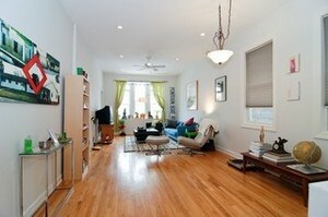 Foto del edificio - 3716 N Greenview Ave