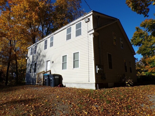 Building Photo - 74 N Main Ave