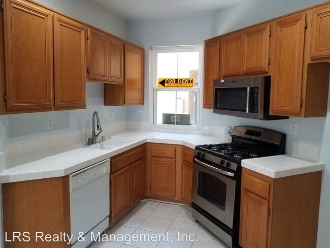 Building Photo - 2 br, 2.5 bath House - 27 Mesquite