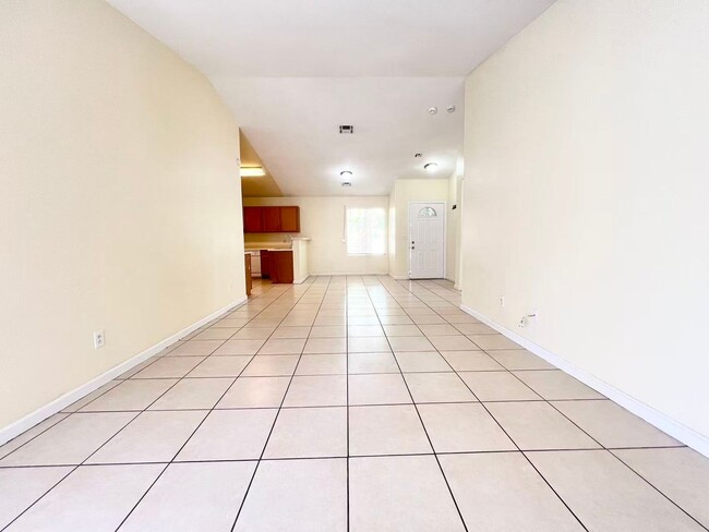 Foto del edificio - 2137 Windhurst St