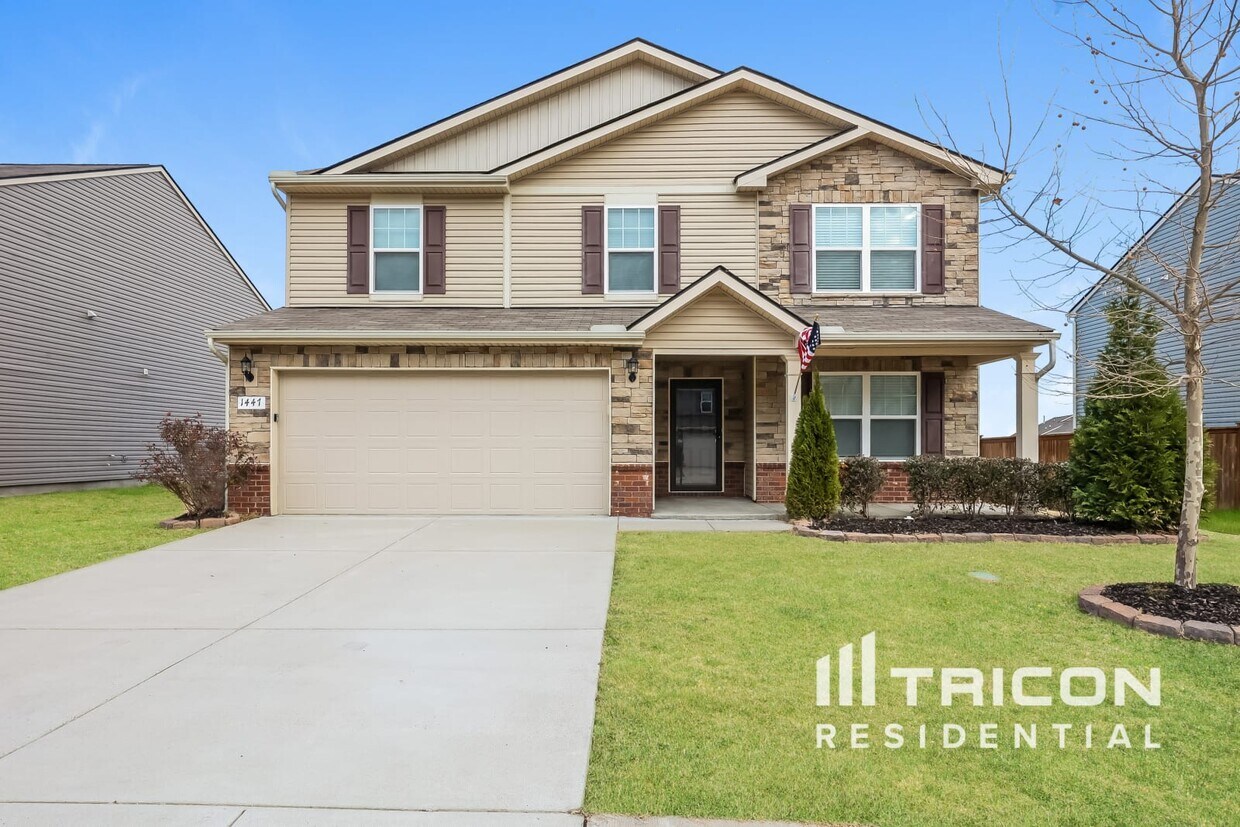 Foto principal - 1447 Old Stone Rd