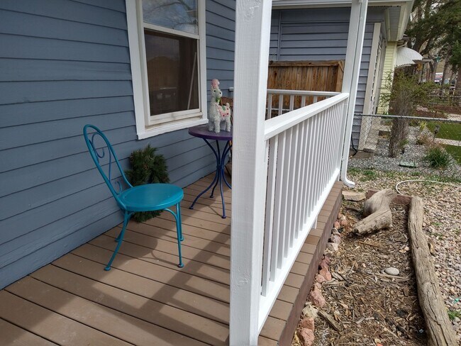 Building Photo - 2008 W Cucharras St