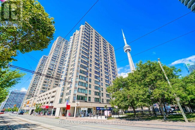 Photo du bâtiment - 250 Queens Quay W