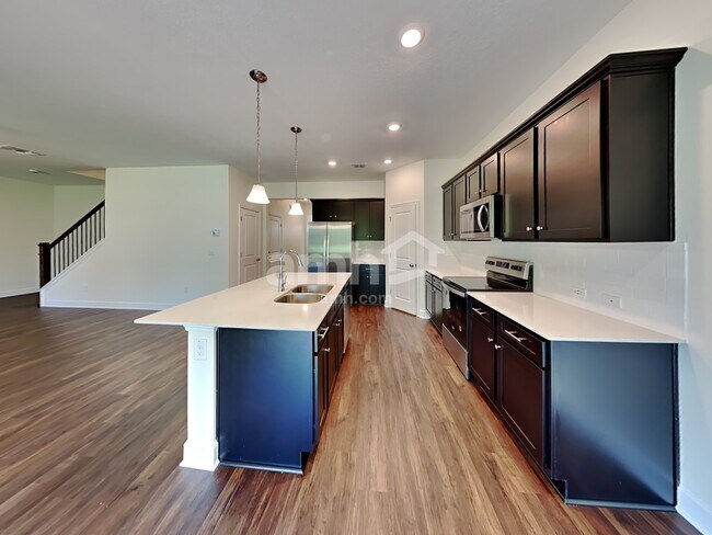 Foto del edificio - 3149 Artemisia Ln