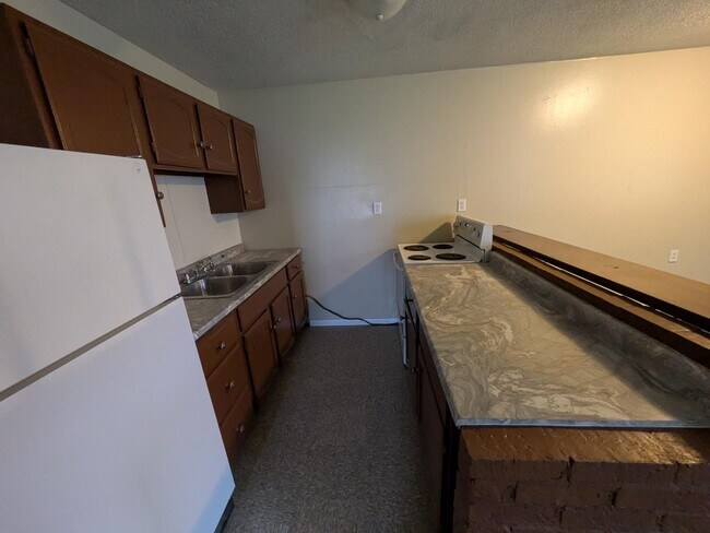 Foto del edificio - 1003 S Pittenger Rd