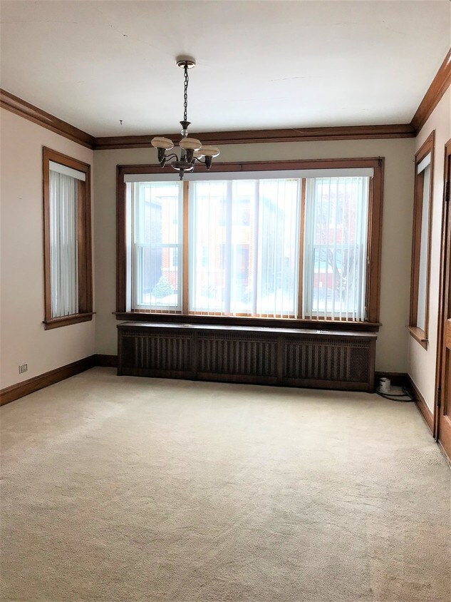 Foto principal - 4947 S Keeler Ave