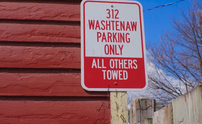 Building Photo - Spacious 5-Bedroom Home Near EMU