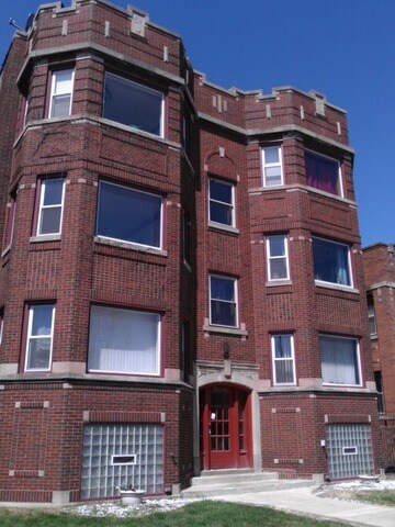 Primary Photo - 7746 S Jeffery Blvd