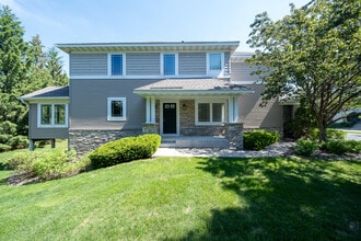 Building Photo - 15523 Lilac Dr