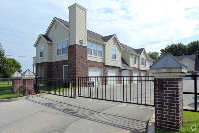 Limited Access Gate - Oakmont Apartment Homes